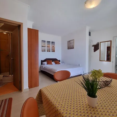 Apartments Villa Marija Петровац Экстерьер фото